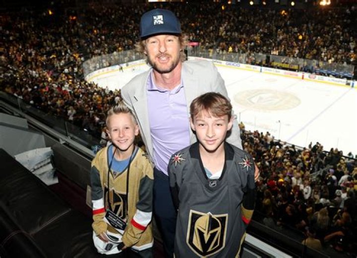 Behind The Scenes: The Story Of Owen Wilson's Brother
